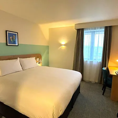 Garner Hotel Chesterfield North By Ihg-3